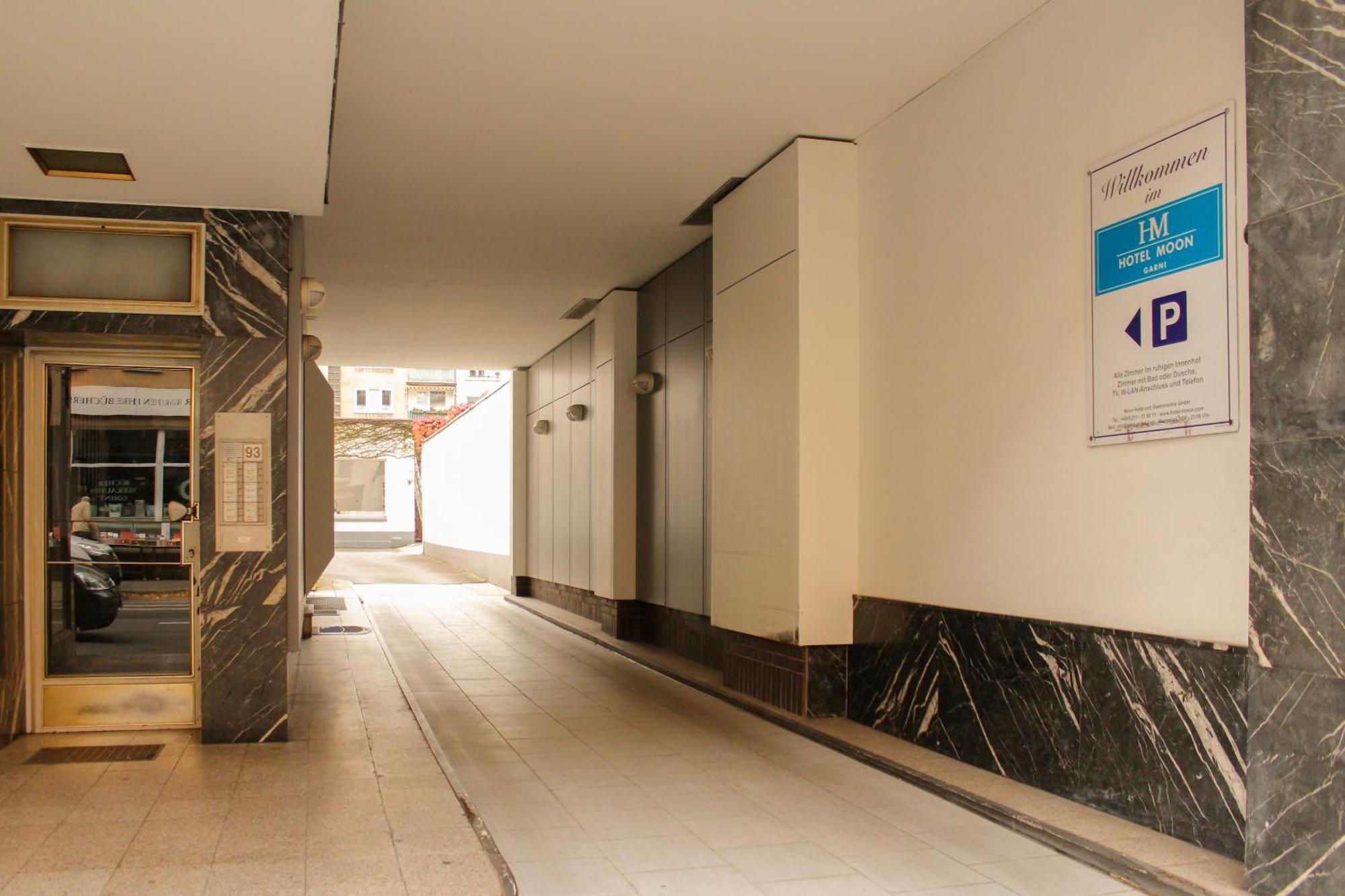 Hotel Moon Düsseldorf Eksteriør billede