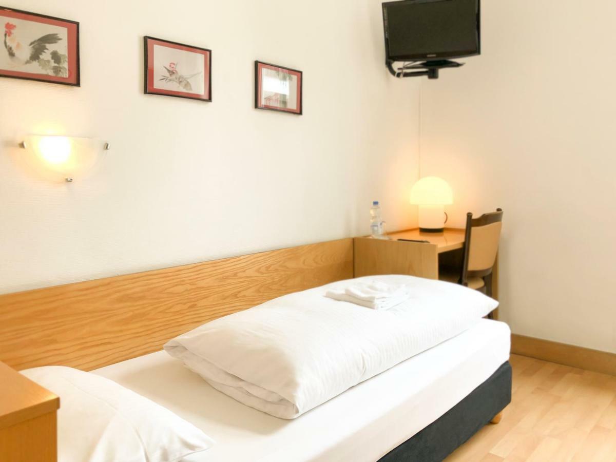 Hotel Moon Düsseldorf Eksteriør billede